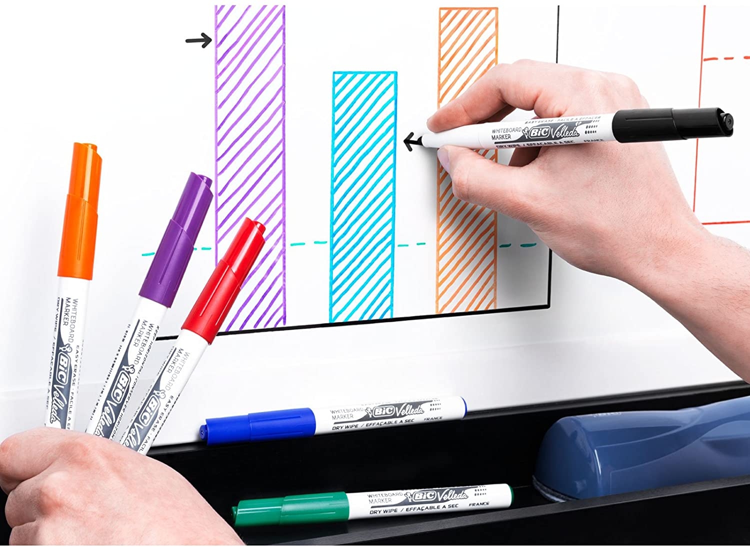 Bic Velleda 1741 Pack de 6 Rotuladores para Pizarra, Punta media, Trazo de 1.4mm, Borrado facil, Varios colores