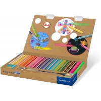 Staedtler Noris Junior Pack de 18 Lapices de Colores Extragruesos + Sacapuntas, 3 en 1, Lapiz, Cera y Acuarelable